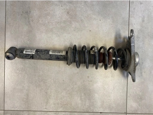 фото №1, Bmw i3 пружина амортизатор задняя 6852231