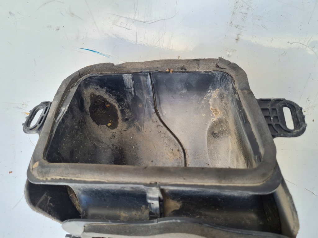 Vivaro trafic b talento впуск воздуха 93452498 в Украине