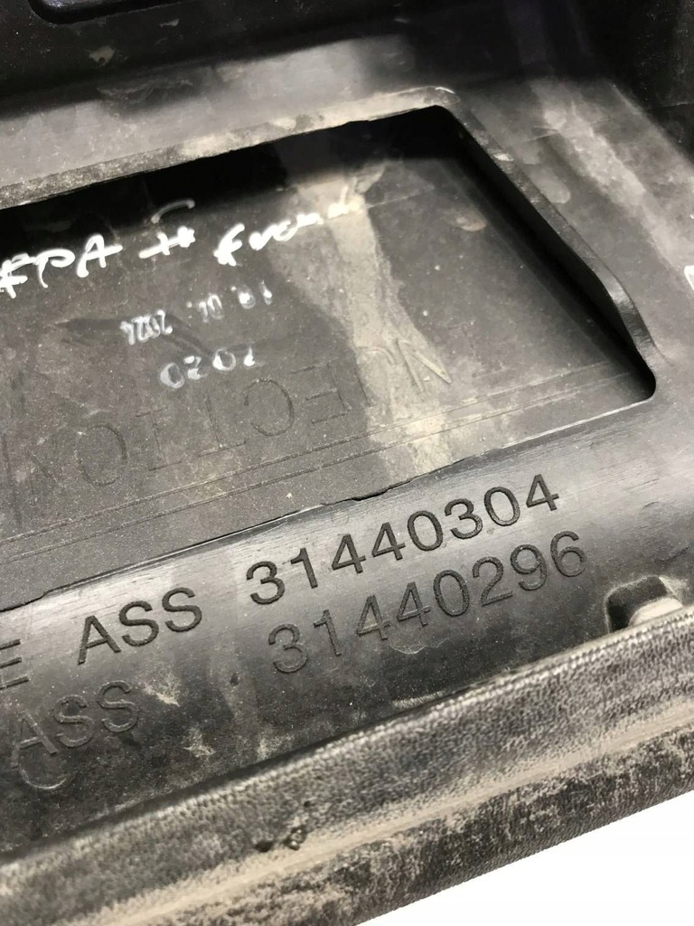 фото №12, Volvo xc60 ii ліва молдинг na двері задня inscription 2017- 31440304