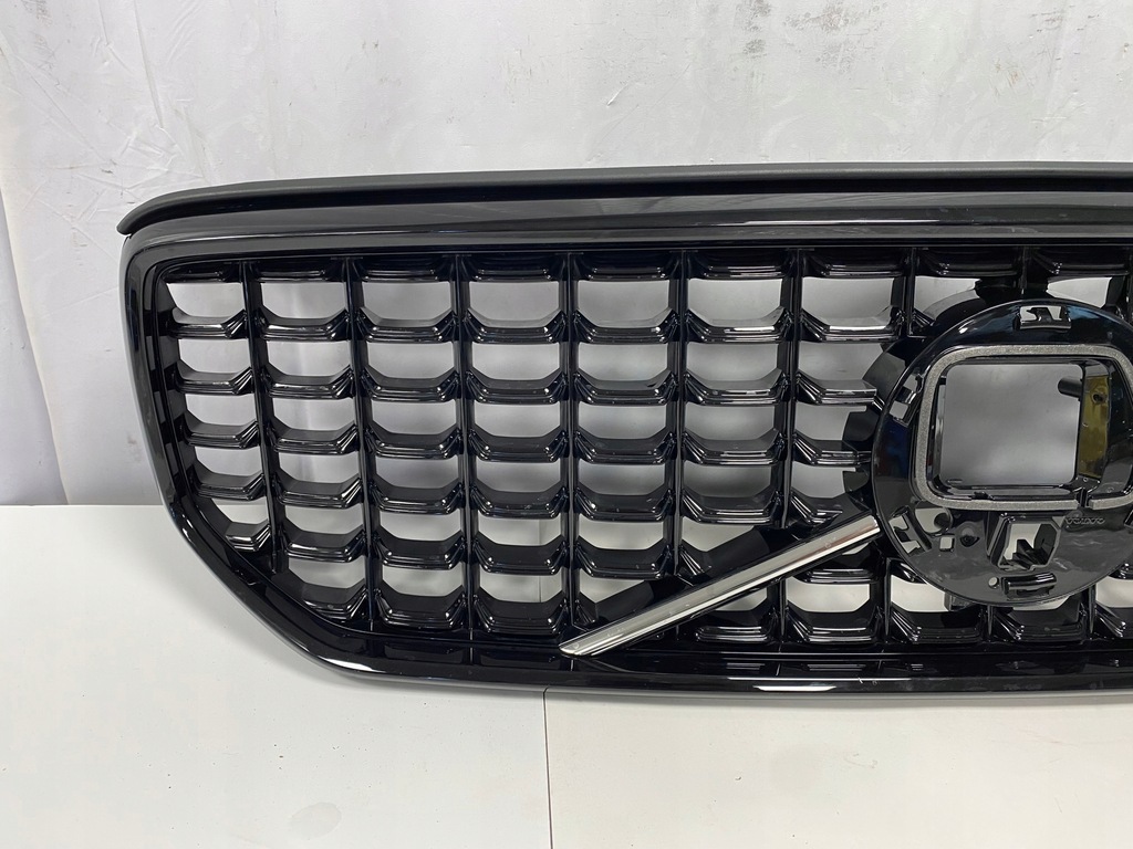 фото №3, Решітка радіатора решітка радіатора бампера перед volvo xc40 r-design lift 22-