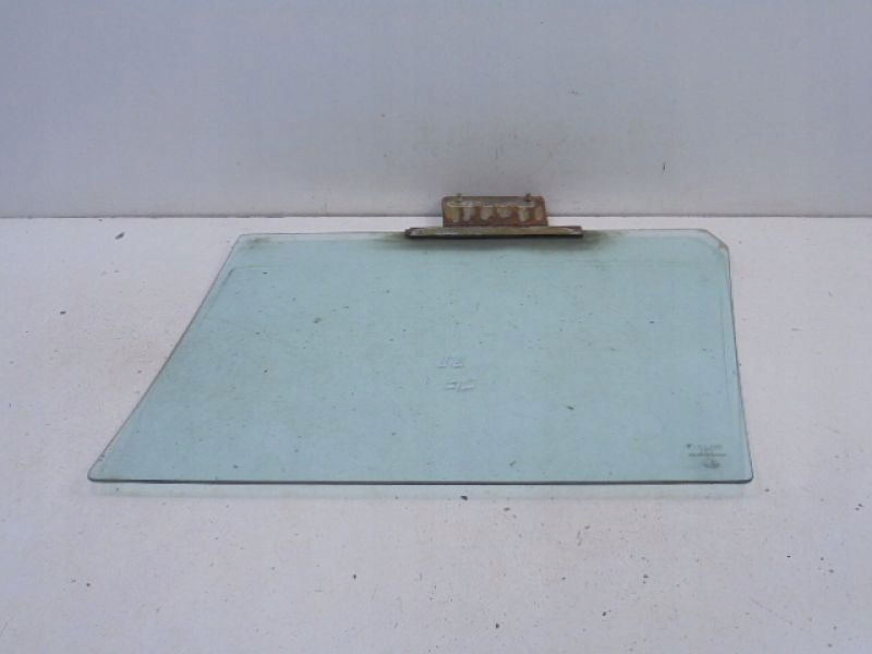 фото №3, Alfa romeo 75 89r скло двері задня права