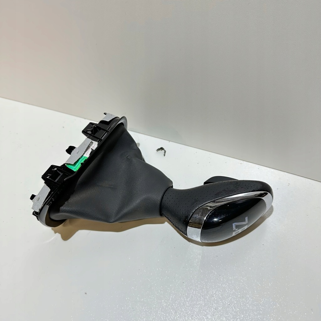 фото №1, Renault zoe ручка передач вибірник чохол рамка