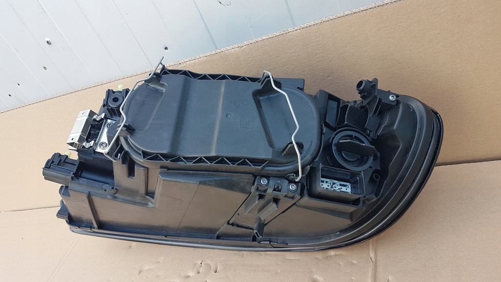 фото №12, Лампа перед правая volvo c70 ii обычная 06-09 идеальное состояние 31383182