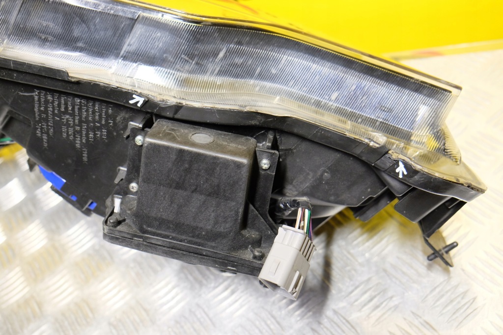 Subaru forester 15- фара фара звичайна led америка Доставка