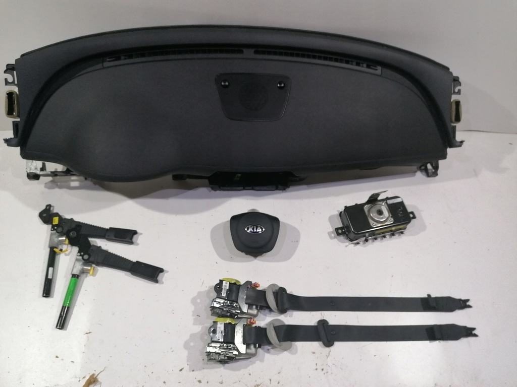 фото №1, Kia sorento 3 iii приборная панель консоль подушка безопасности ремни
