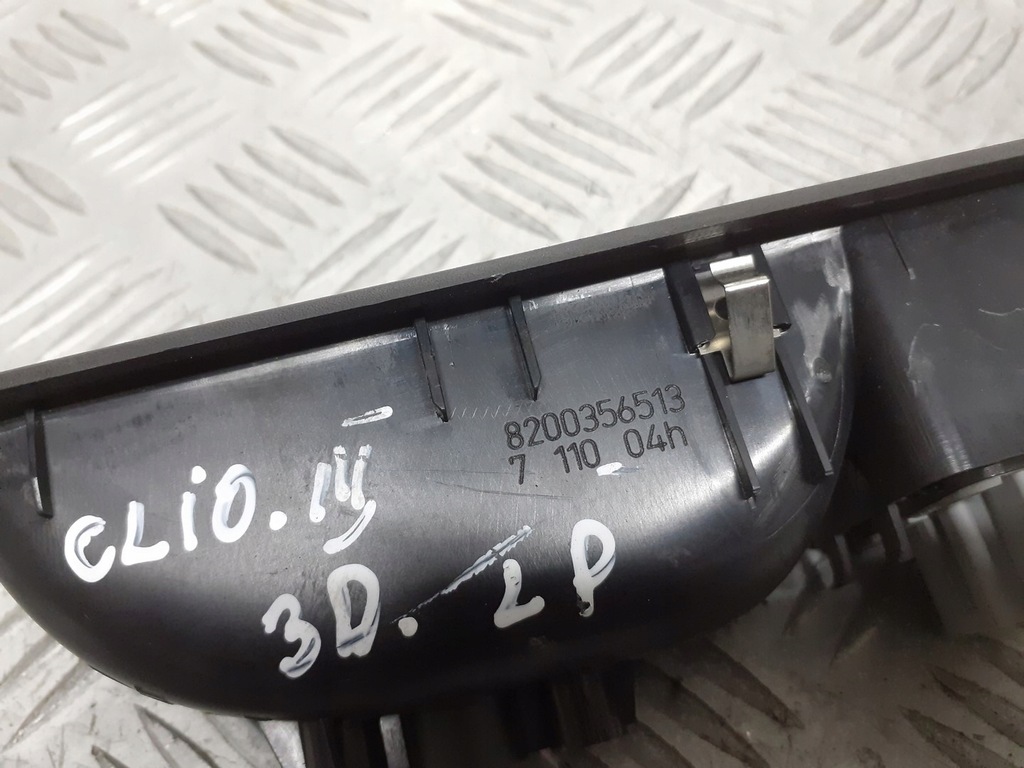 фото №3, Панель управление окон водителя renault clio iii