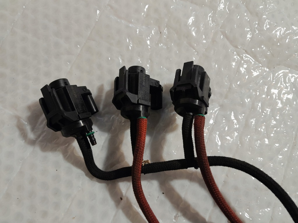 фото №6, Bmw 5' g30 3.0d бак вакууму клапан електроклапан 8575055 8509323