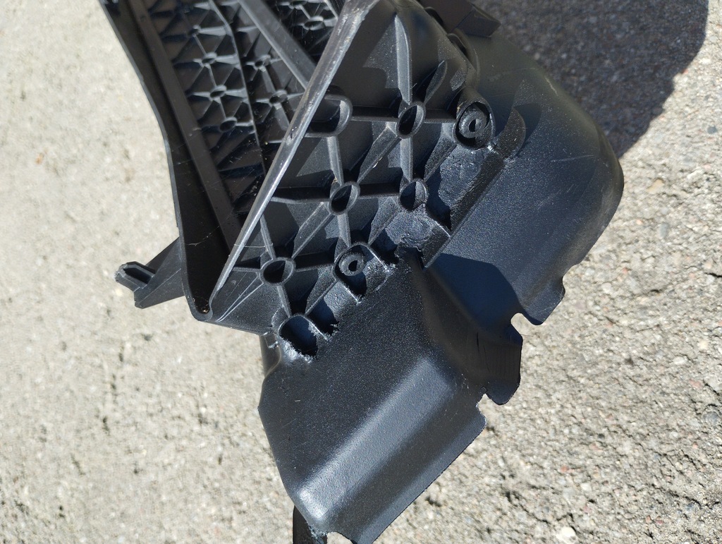 фото №8, Впуск шторка жалюзі повітропровід повітря bmw ix i20 5a1a698