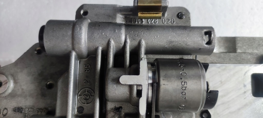 фото №9, Плита мехатроника коробки porsche 911 964 993 4hp-22hl a5004 1043050009