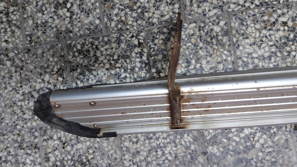 фото №11, Подножка порог левый toyota hilux viii 15-