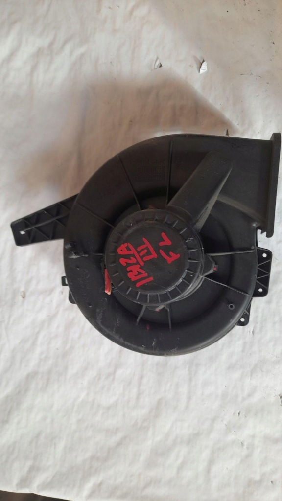 фото №1, Повітродувка обігріву skoda fabia 6q1819015c