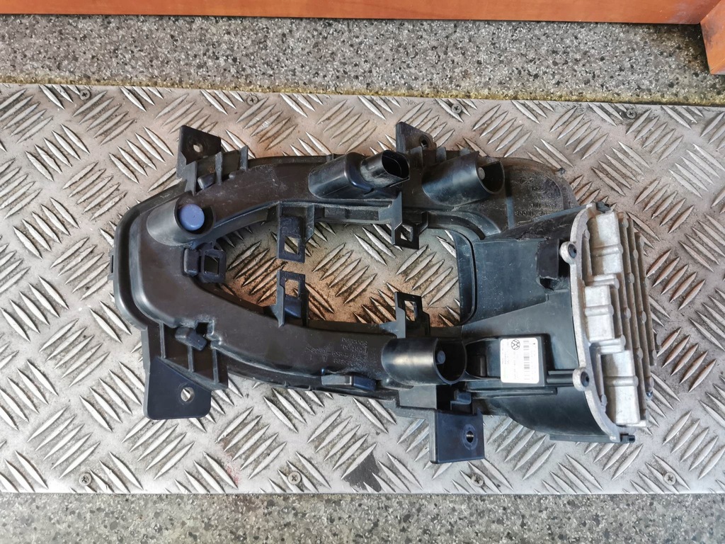 фото №3, Противотуманная фара лампа led drl левый vw t-roc оригинальный номер 2ga941055