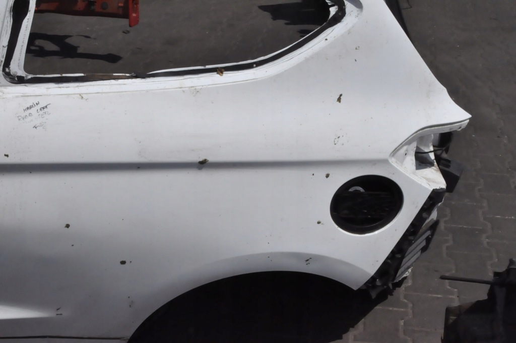 фото №3, Ford fiesta mk8 чверть крила лівий задня задній 3d
