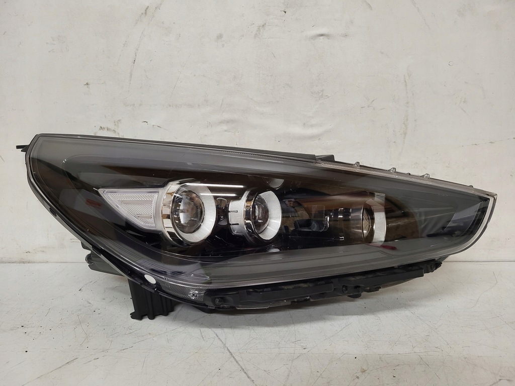 фото №1, Лампа перед правая hyundai i30 n iii full led 92102g4120