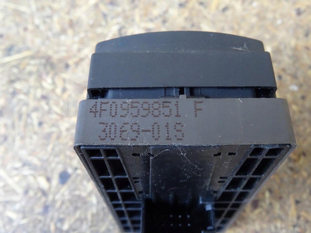 фото №11, Audi a3 8p a6 c6 панель переключатель переключатели окон стекло 4f0959851f