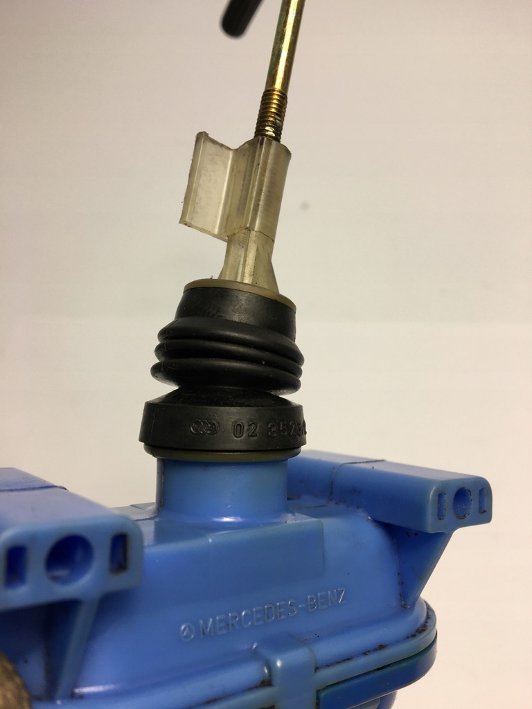 фото №8, Помпа привод центрального замка дверь левая правая mercedes w126