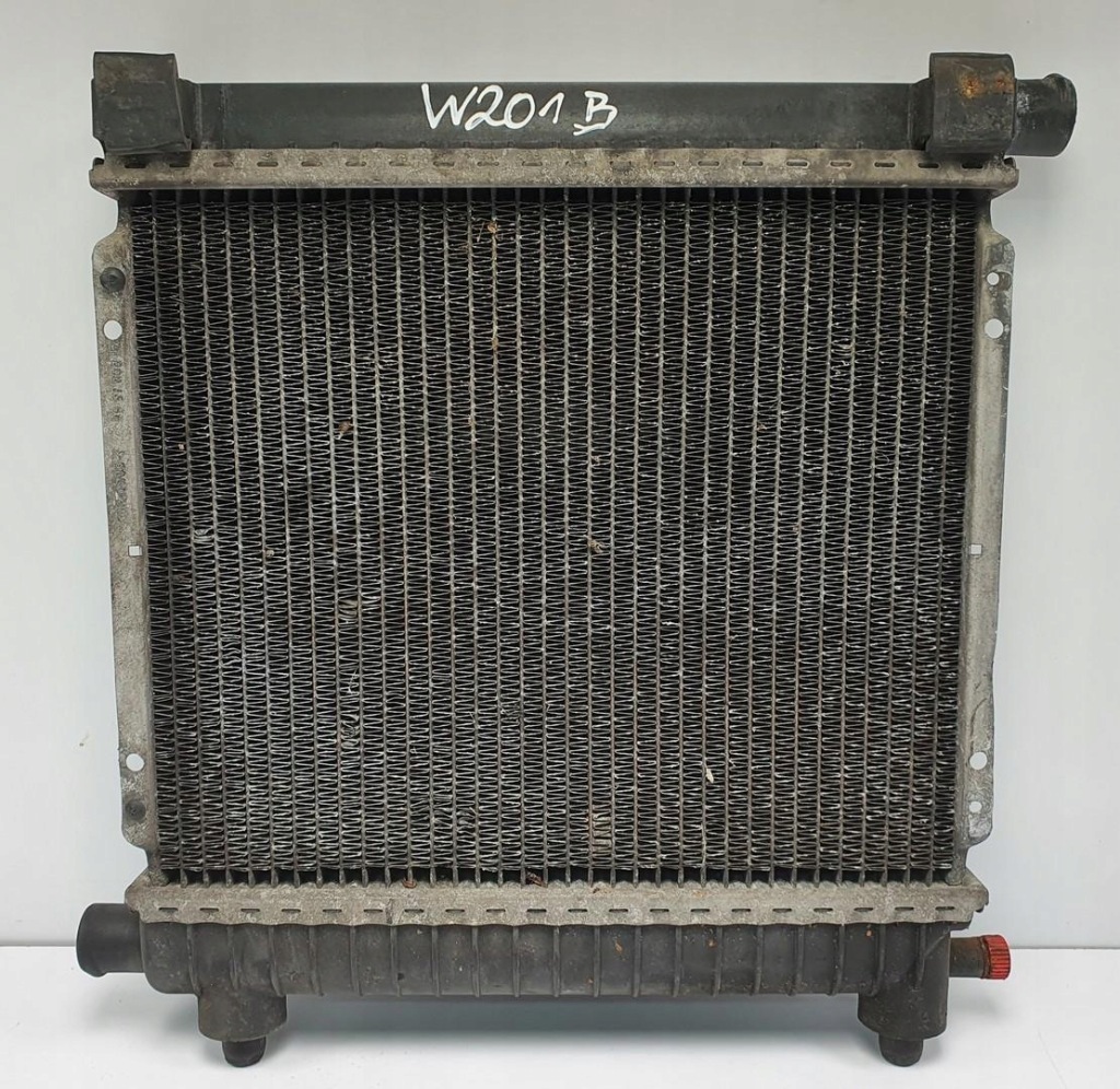 Купити Радіатор води mercedes w201 190 2.0 8v b