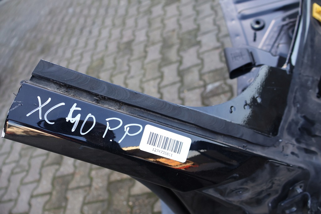 фото №6, Volvo xc40 четверть правая перед '019