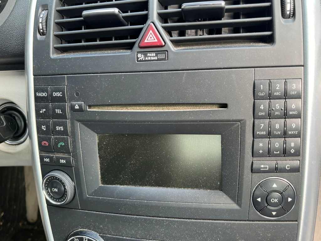 Купить Mercedes a w169 рестайлинг  2008 avangarde европа  5d радио заводской