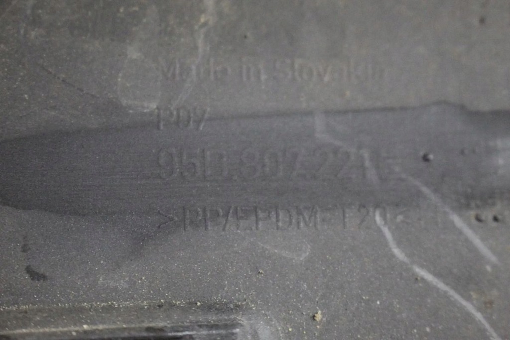 фото №14, Бампер перед porsche macan turbo 95b807221