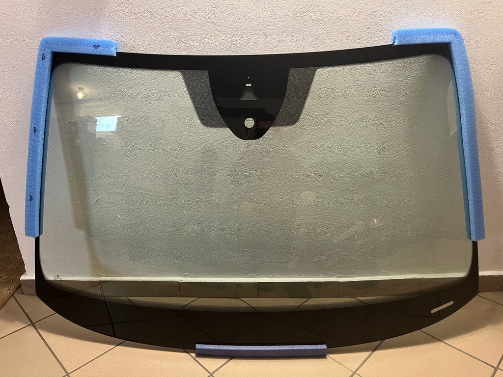 фото №1, Стекло лобовое передняя перед skoda scala skala 657