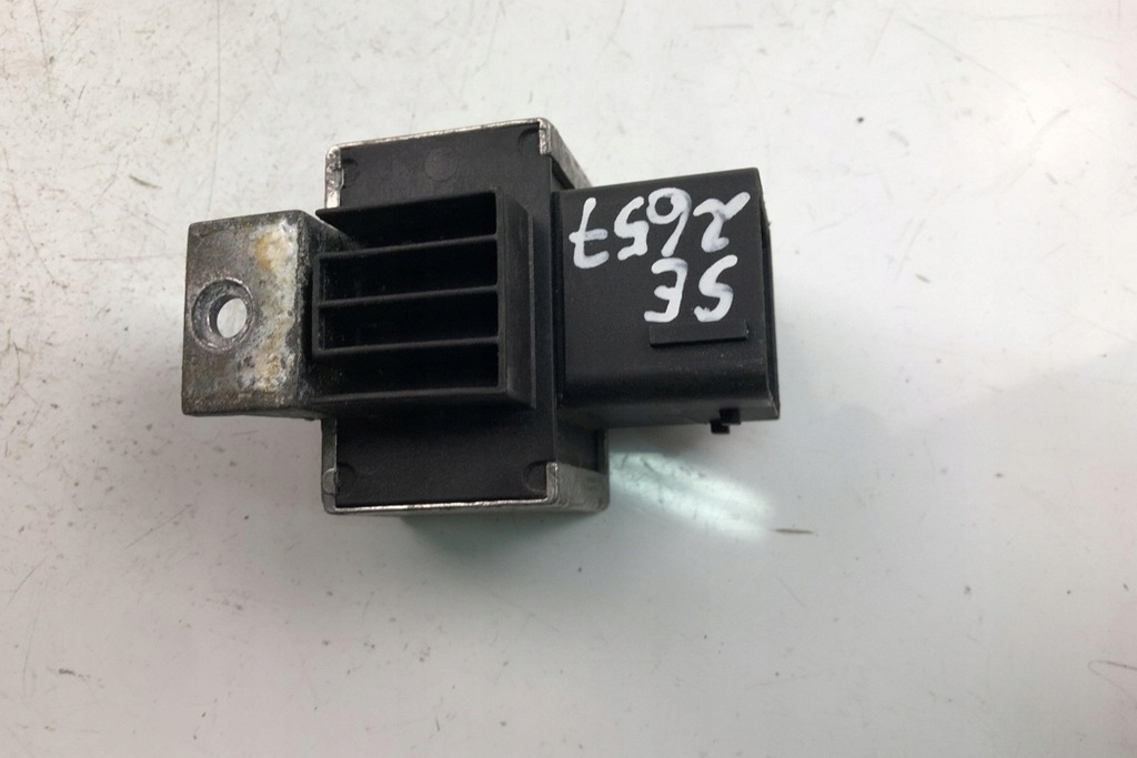 фото №1, Свечи зажигания зажигания renault clio iv bh_ 110678071r 2017