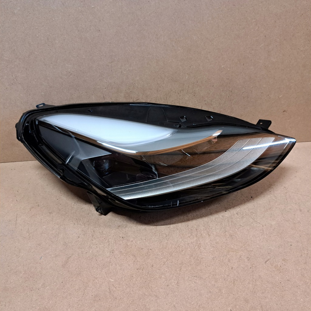 фото №1, Tesla 3 y лампа фара full led правий europa 151495300d