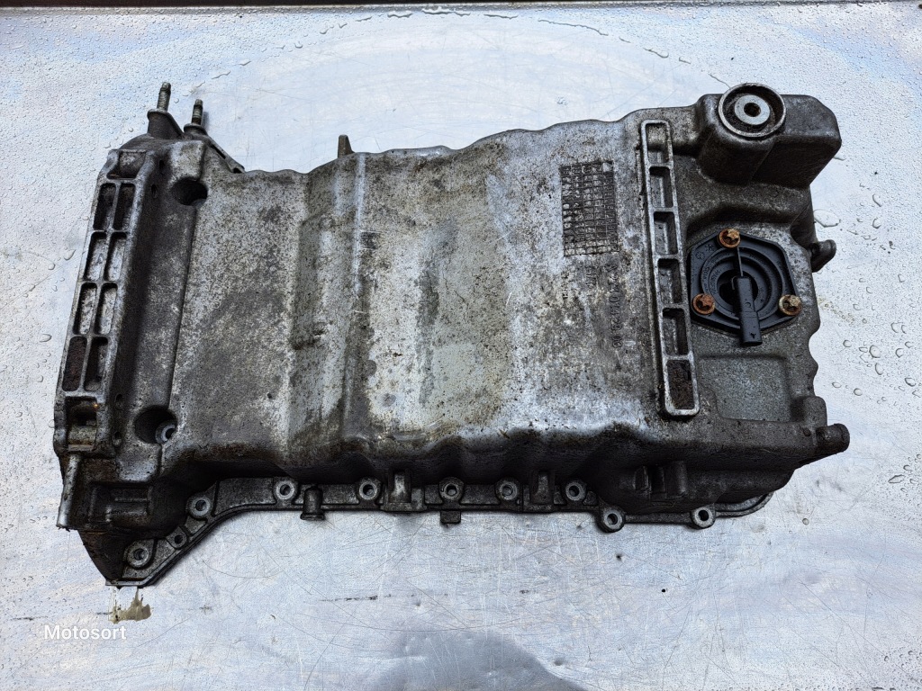 Купить Mercedes 2.0 cgi поддон масляная a2740142900