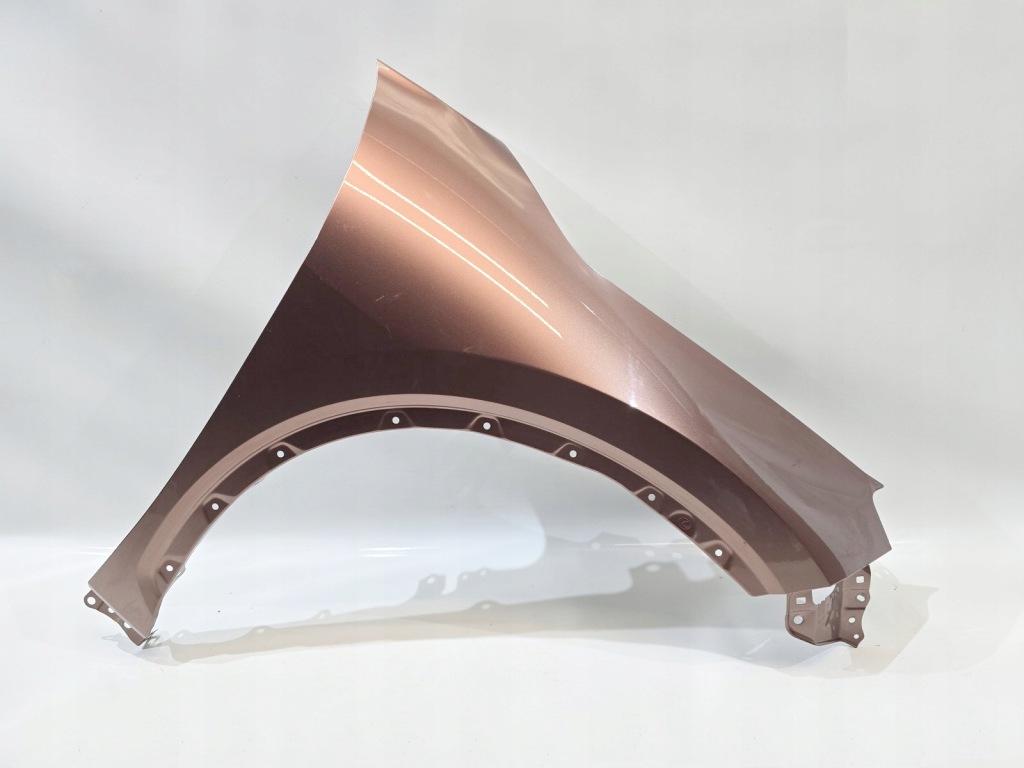 Купити Крило перед правий lexus lbx 23r