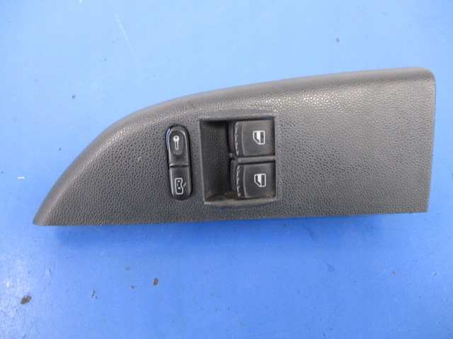 фото №1, Skoda fabia lift панель окон перед+ блокировка