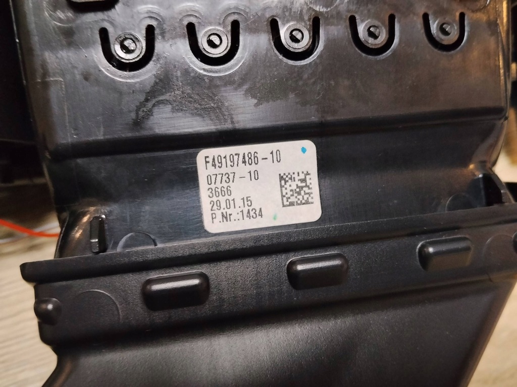 фото №16, Решётка средняя обдув панели консоли dekor bmw 6 f12 f13 9197486