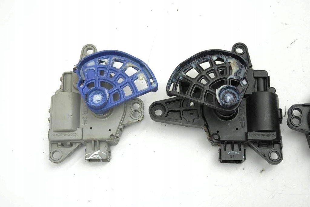 фото №9, Клапани керуючий обігрівачі kia cee'd jd d332ck8aa04 1.0l бензиновий 2020