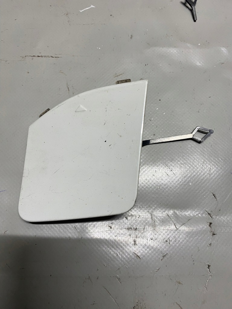 фото №1, Bmw x2 f39 заглушка фаркоп бампера перед 8069138