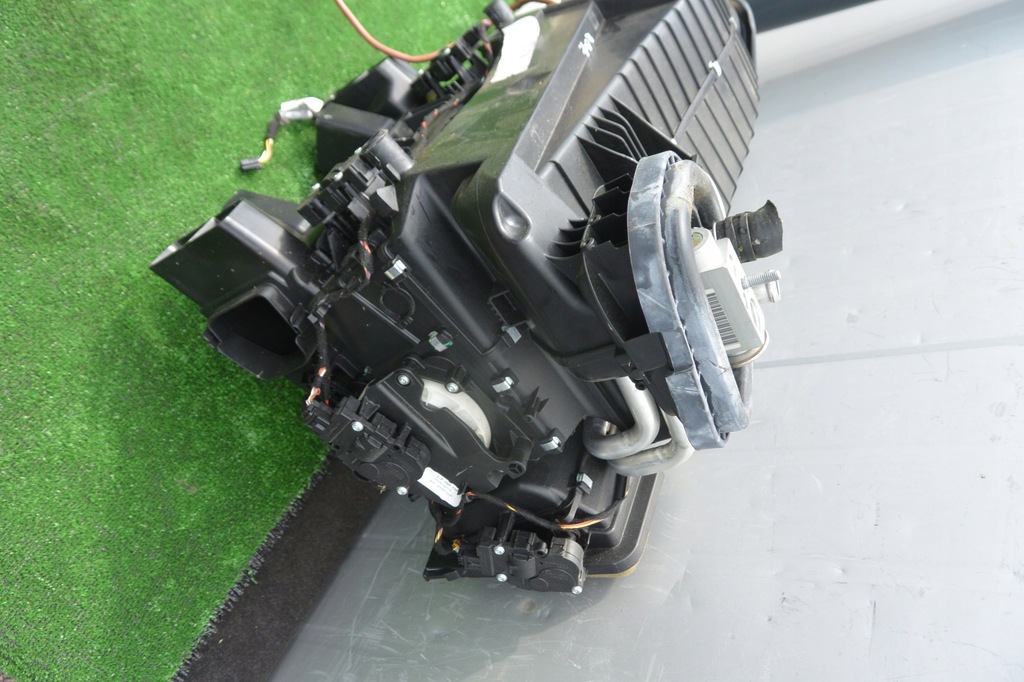 фото №7, Отопитель kpl mercedes c-klasa w204 eu