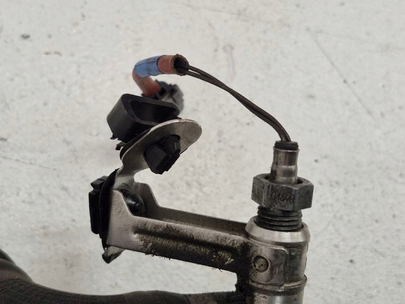 Renault trafic 3 3 iv 4 2.0 dci радиатор выхлопных газов клапан egr 147354591r Цена