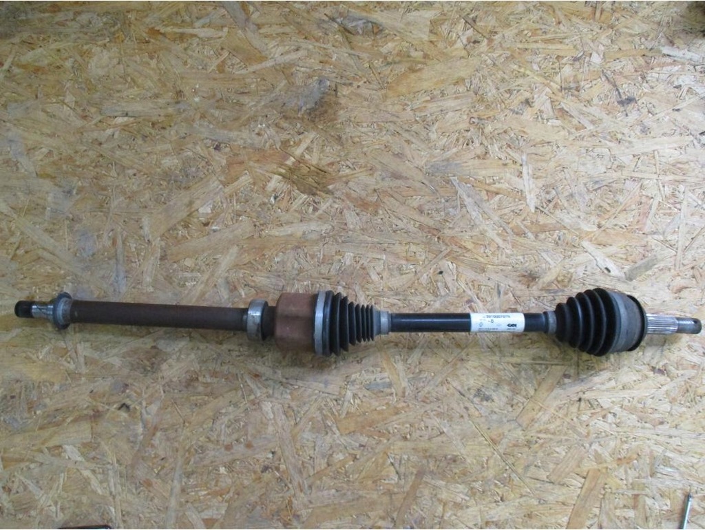 фото №1, Renault kadjar приводной вал правая 1.5 dci 391000797r