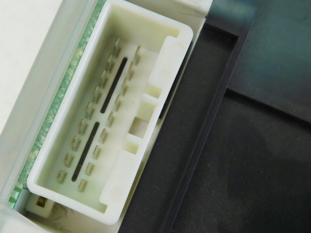 фото №9, Mazda premacy i 2.0b 2002r lift счетчик приборы