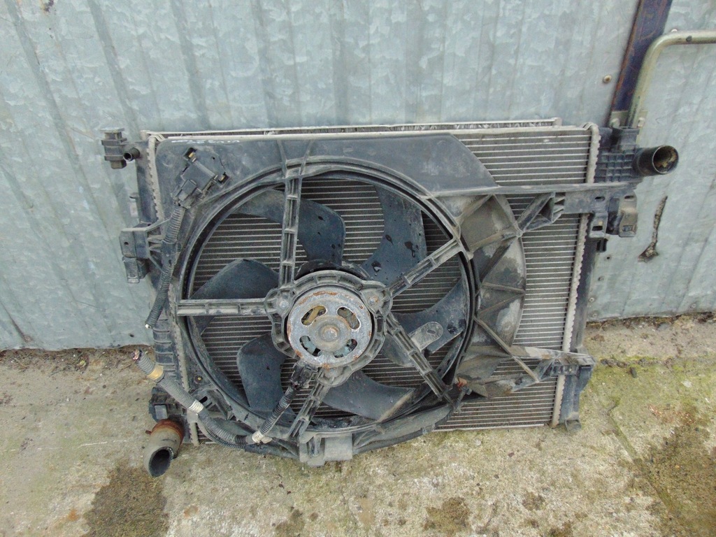 фото №1, Комплект радіатор вентилятор vivaro trafic 2.0 dci cdti