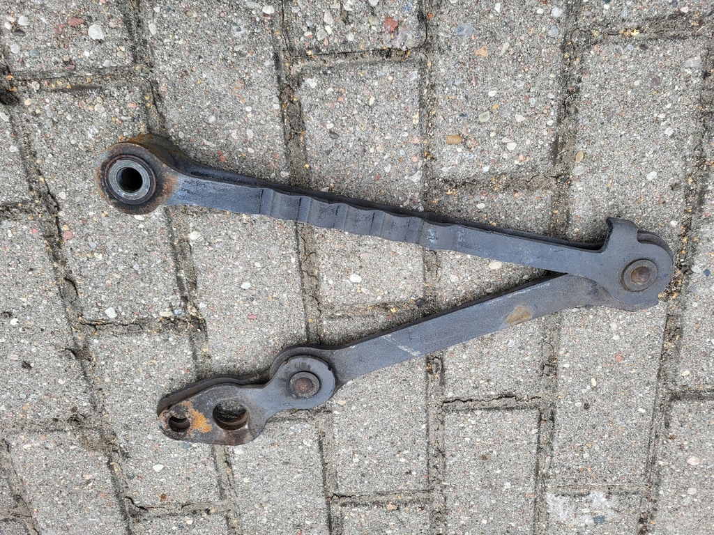 фото №7, Ограничитель блокировка опрокидывания кабины scania r 1496211