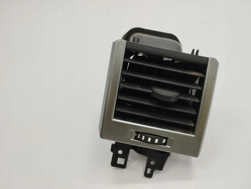 фото №1, Land rover range rover sport l320 2007 левая сторона решётки обдув