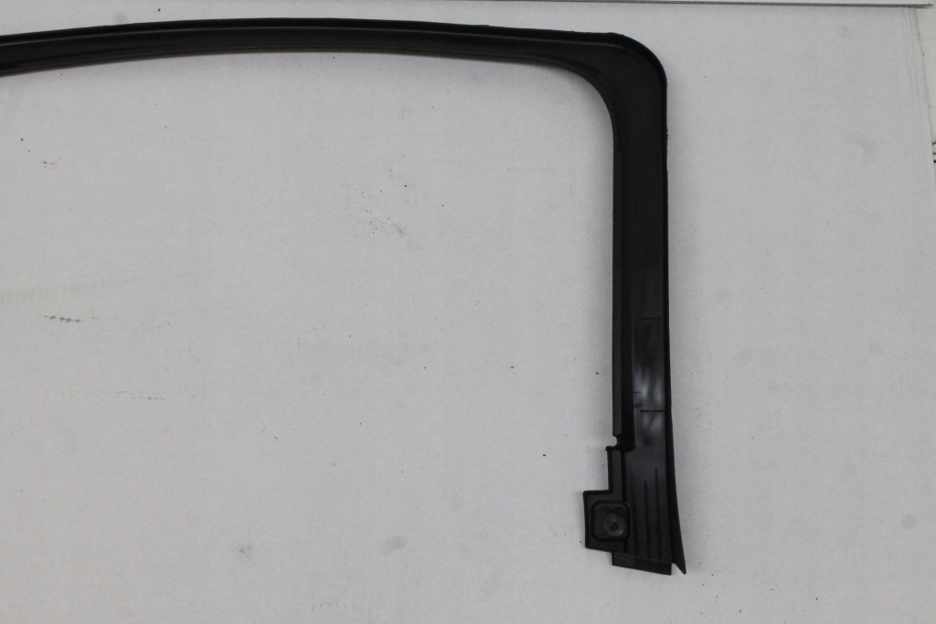 фото №3, Opel ampera volt 11r- рамка рама молдинг скло двері правий задня 802579867