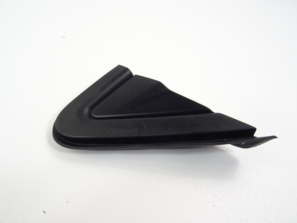 фото №1, Vw polo vi 2g lift r-line трикутник крила правий перед 2g0853274a