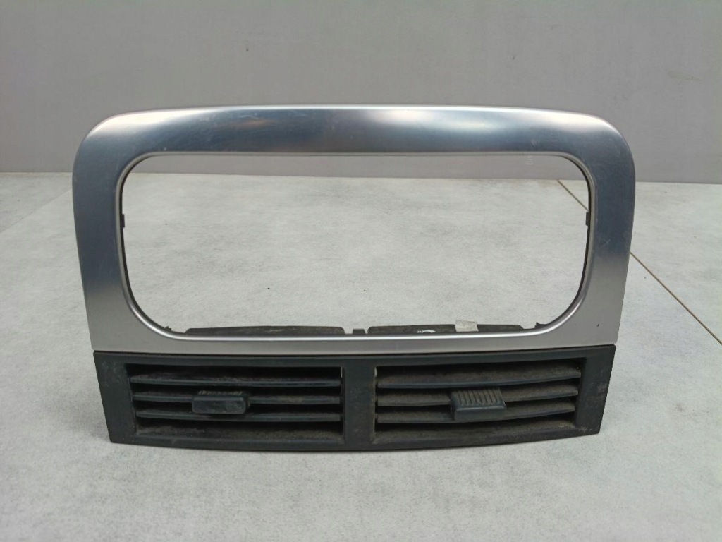Купити Рамка радіо решітка обдув jeep grand cherokee wj 99-04