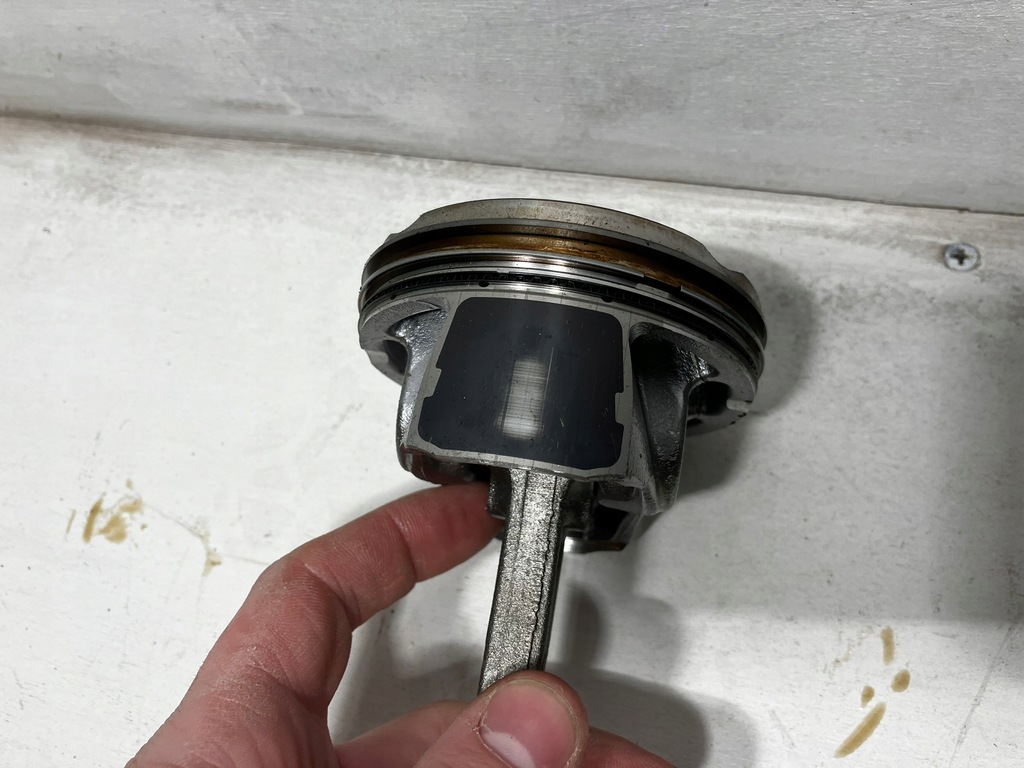 фото №8, Corolla e21 2.0 гібрид поршень шату́н шатун