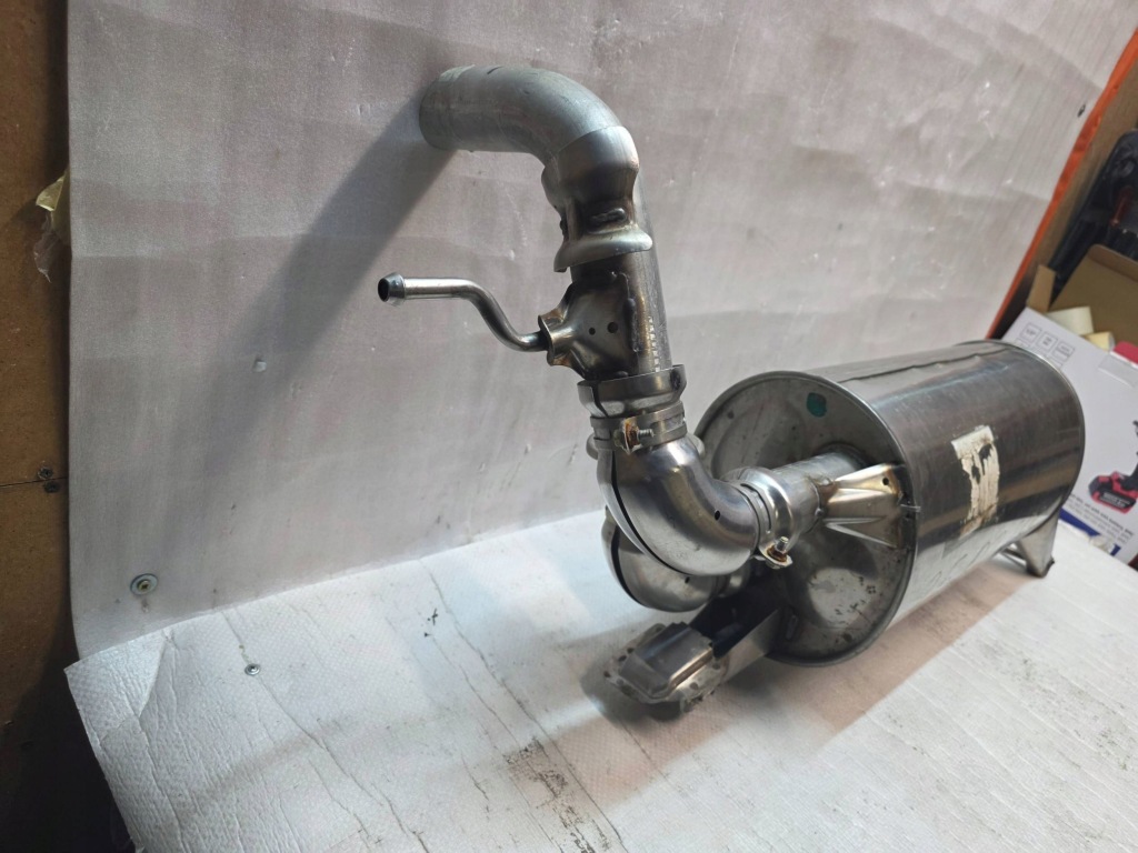 фото №8, Kompletny гаситель toyota mr2 w30 iii sango12209 genuine