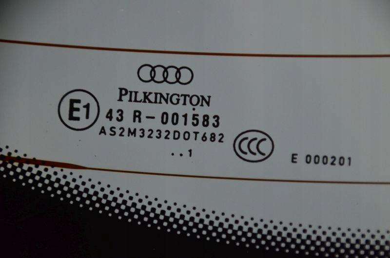 фото №2, Audi a1 8x3 крышка багажника задняя czarna 2011 rok 3 дверь