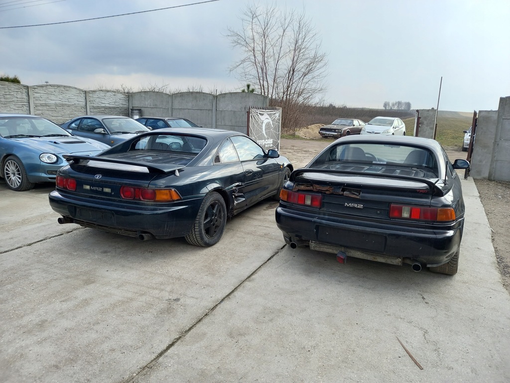 фото №6, Toyota mr2 sw20 бардачок туннель средний