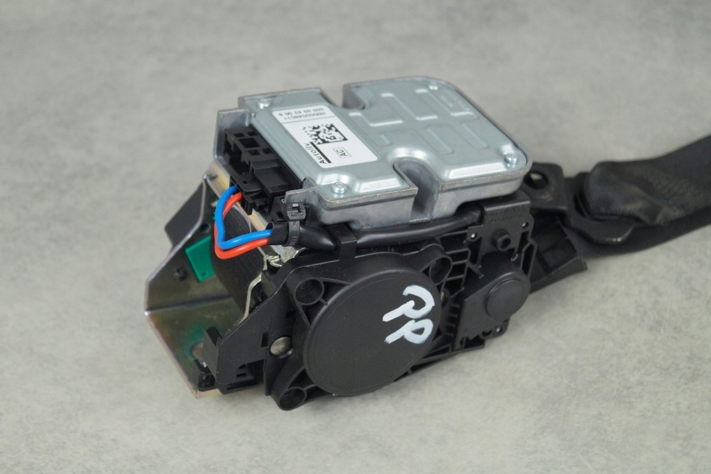 фото №2, Pas натягувач правий перед mercedes w219 cls