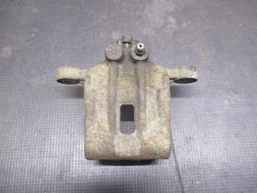 фото №2, Суппорт правый задняя hyundai i30 07-12 r.