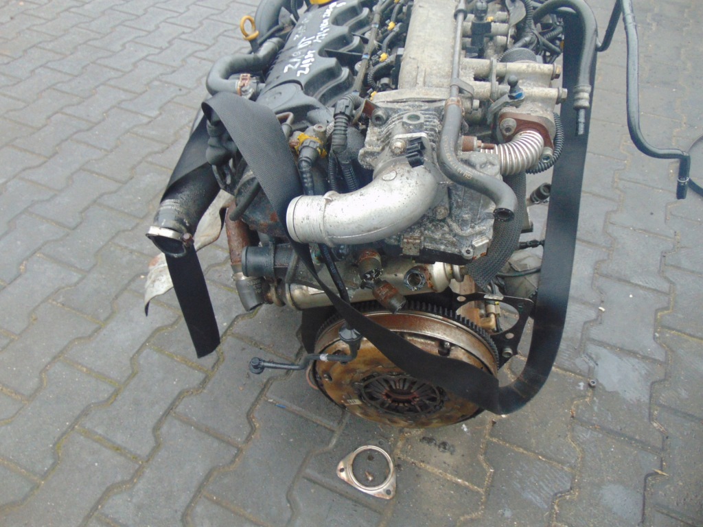 Комплектный  двигатель opel zafira b 1.9cdti z19dt Недорого